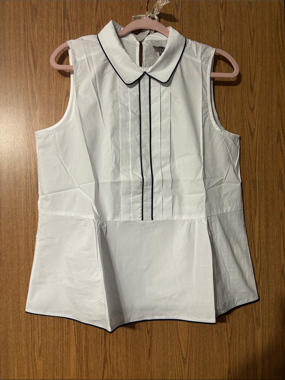 HD in Paris White Sleeveless Peplum Camisole with Black Piping